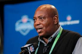 This Date in Sports History: Nov. 25