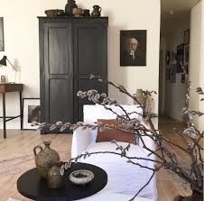 At Florence Bouvier A Black And White Home Home Decor Styles Deco Chic Home Deco