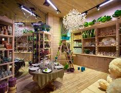 En the home depot hemos pensado en que el jardín sea un punto de reunión en tu hogar del que todos puedan disfrutar de la convivencia, desde accesorios para mascotas hasta albercas e inflables para disfrutar en familia y con amigos. Las Mejores 65 Ideas De Diseno De Floristerias Diseno De Floristerias Floristerias Disenos De Unas