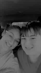 Can someone edit this family photo?