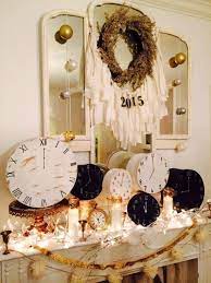 84 Awesome New Year S Eve Decorating Ideas Pouted Com New Years Eve Decorations New Year Diy New Year Table