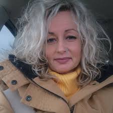 What are the options for day of setup and coordination services for a  wedding in Lapeer, Michigan?