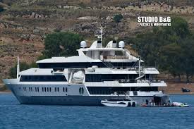 Check spelling or type a new query. To Super Mega Yacht Serenity Sto Nayplio Enoikiazetai 550 000 Eyrw Thn Ebdomada Fwto Patrisnews Efhmerida Patris Hleias