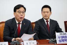 국힘 선거참패 폭탄돌리기 하나···송언석 조기사퇴설, 장동혁·송언석 균열