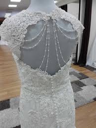 Brautkleider └ hochzeit & besondere anlässe └ spezielle anlässe └ kleidung & accessoires alle kategorien. Brautkleider Mit Bis Zu 70 Rabatt Wegen Kollektionswechsel Bilder