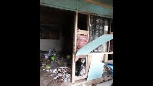 Check spelling or type a new query. Satu Rumah Warga Tersambar Petir Atap Ruang Tamu Dan Dapur Rusak Tribun Jabar