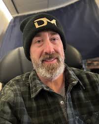 Michael McLeish (@michaelmcleishofficial) • Instagram photos and videos