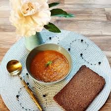 Soupe Lentilles Corail Et Cumin Simple Et Bon La On Ne Peut Pas Louper Une Soupe Que J Appellerai D Ailleurs Plus Un Veloute Par Contre La Dose Est Minime