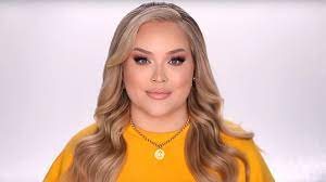 Nikkietutorials Beauty Youtuber Reveals She Is Transgender Bbc News