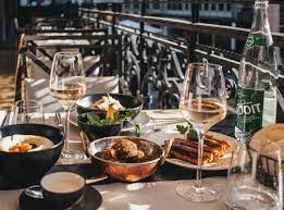 Msabbaha is a variation of hummus popular in the levant. Menu Hotel De La Cigogne Geneve Buchen De Fr En Es Ru Ar Offizielle Website Geschenkgutscheine 41 22 818 40 40 Buchen Hotel De La Cigogne Geneve Hotel Zimmer Suiten Restaurants Veranstaltungen Angebote Kontakt 41 22 818 40 40 Geneve De
