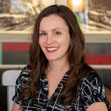 Maureen Mccollum's Instagram, Twitter & Facebook