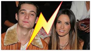 We did not find results for: Capucine Anav Larguee Par Louis Sarkozy Les Raisons De La Rupture Youtube