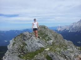 Daniel berg received his medical degree from the university of toronto. Made Ziius Munichmountaingirls Wandern Daniel Berg Blog Munichmountaingirls