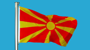 The alliance led by the ruling social democratic union of macedonia (sdsm) secured 35.89% of all votes to win north macedonia's july 15 snap parliamentary vote, according to. Nordmazedonien Ein Land Blutet Aus Zdfheute