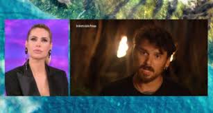 Mancano davvero pochissimi giorni al tanto atteso verdetto di questa edizione dell'isola dei isola dei famosi, finale: Isola Dei Famosi Andrea Cerioli Diventare Papa E Il Mio Sogno La Reazione Di Arianna City Roma News