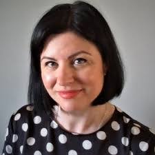 Liz Taft's Instagram, Twitter & Facebook