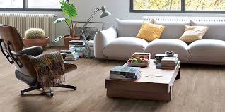 Alpha vinyl présente notre système d'encliquetage étanche à l'eau évolué.combiné avec notre technologie hydrofuge, il garantit un sol entièrement résistant à l'eau, idéal pour les cuisines, salles de bain et autres pièces sujettes à l'humidité et aux éclaboussures.ces technologies rendent également votre nouveau sol facile à nettoyer. Qu Est Ce Qu Un Sol Lvt Site Officiel De Quick Step