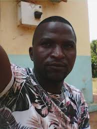 Ila mota inethiiwe town ya Emali kauntini ya Makueni niyesya kwona mwene,  itina wa mwene ula Ni Denis Mutinda kumila nakwasya mota isu yoyiwe nyumba  kwake kisioni kya Kitengela mwai wa katatu