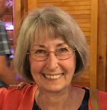 Carolyn Clough's Instagram, Twitter & Facebook