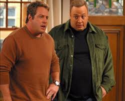 Kevin married his wife steffiana de la cruz in 2004. 7 Interesting Facts About Leslie Knipfing Kevin James Sister