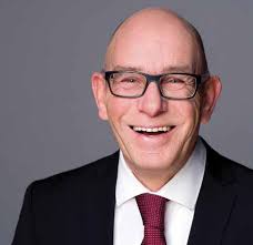 Viele hundert Gäste folgen der Einladung des Handwerks zum traditionellen  Hoffest