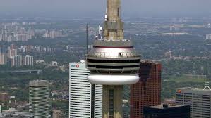 The cn tower is one of the world's tallest tower and one of toronto's most popular attractions. Toronto To Host Livestreamed Light Show Atop Cn Tower For New Year S Eve Cp24 Com