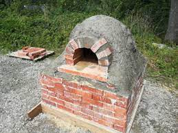 Seien wir ehrlich, nicht jeder wird mit einem grünen daumen geboren. Brot Backofen Im Garten Bauen 10 Schritte Moosgrune Natur