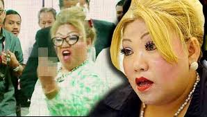 Flamboyant lawyer siti kasim talks about the recent jawi raid of the transgender dinner, why she feels so strongly for the community and how she doesn't care if people label her murtad (apostate) or secular. Petition Siti Kassim Patut Ditangkap Serta Dirawat Mental Change Org