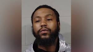 Shaq Style: Teen who wears a size 23 shoe thanks basketball legend for  super-sized donation