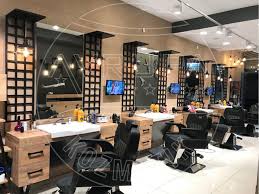 Erkek Kuafor Dekorasyon Panosundaki Pin