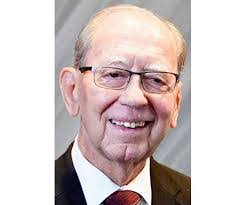 Loretta Jarrett's Instagram, Twitter & Facebook