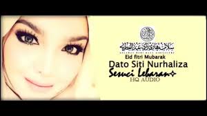 Lebaran terasa kesayuan lebaran takbir bersahutan lebaran memuji keagungan bergema suara syukuri nikmat tuhan. Dato Siti Nurhaliza Sesuci Lebaran Hq Audio Hd Youtube