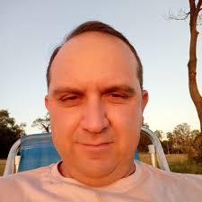 Víctor Hugo Borges V (@Victouru)