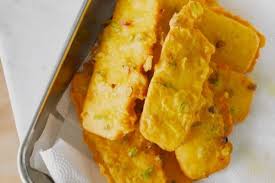 It is made by a natural culturing and controlled fermentation process that binds soybeans into a cake form. Resep Tempe Mendoan Krispi Ala Masterchef