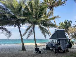 It is bordered to the north by south sudan and ethiopia, to the east by somalia and the indian ocean, to the south by tanzania, and to the west by lake victoria and uganda. Steckbrief Kenia Fur Selbstfahrer Giraffe13