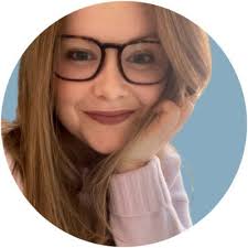 Marissa Freeman (@mfreealoha)