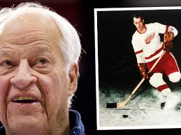 Howe bojuje. Po druhé mrtvici je ale nepohyblivý a má problémy s řečí