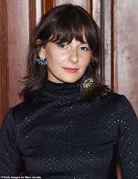 Influencer opens up about her compulsive skin picking habit