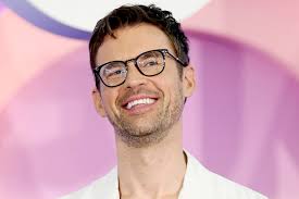 It's a Brad, Brad World