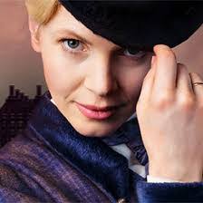 Scarlet Strong's Instagram, Twitter & Facebook