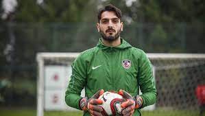 Günay güvenç at the turkish football federation. Gunay Guvenc Kalecilik Artik Degisti