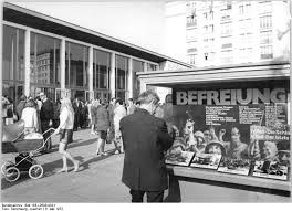 Jun 04, 2021 · der wächterpreis der tagespresse 2021 ist am freitag an journalisten aus wiesbaden, köln und frankfurt am main verliehen worden. Datei Bundesarchiv Bild 183 L0508 0031 Berlin Karl Marx Allee Kino International Jpg Wikipedia