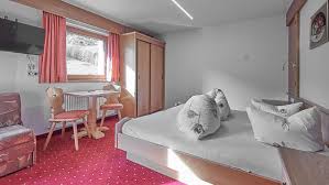 Rechenaustrasse 19, sölden 6450 (kartta). Appartements Hotel Garni Schonblick Appartements Zimmer In Solden