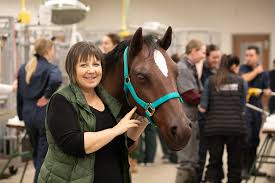 Congratulations to Carolyn Cartwright (RVT, VTS)