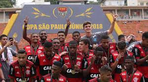 Arão, filipe luis e michael, pilar antes da volta de estrelas no brasileiro trio jogou todas as dez partidas na competição diogo dantas. Quantos Titulos O Seu Time Tem Na Copa Sao Paulo Veja Lista Lance