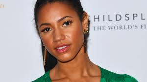 What happened to Vick Hope's hand?