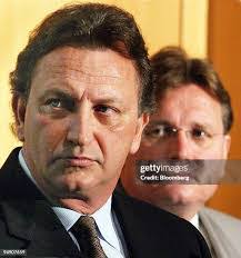 Brian Crombie's Instagram, Twitter & Facebook