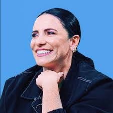 Daniel Choma's Instagram, Twitter & Facebook