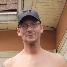 Travis Workman's Instagram, Twitter & Facebook