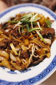 Pin By Bec Caruso On C H I N E S E Beef And Rice Fried Beef Beef And Noodles